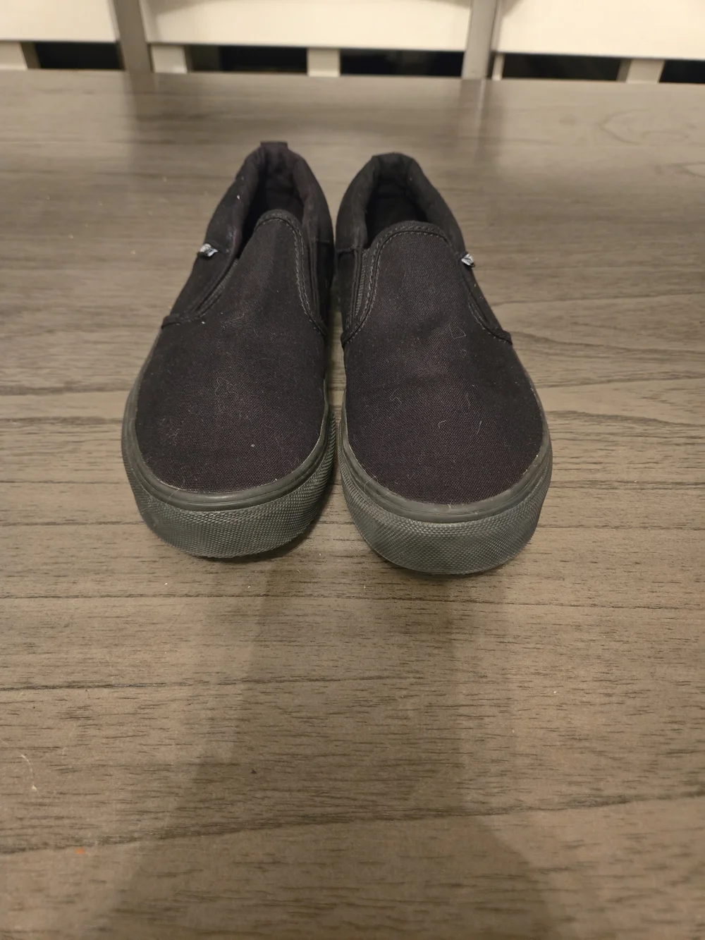 Vans Slip-On Low Top Sneakers in Black